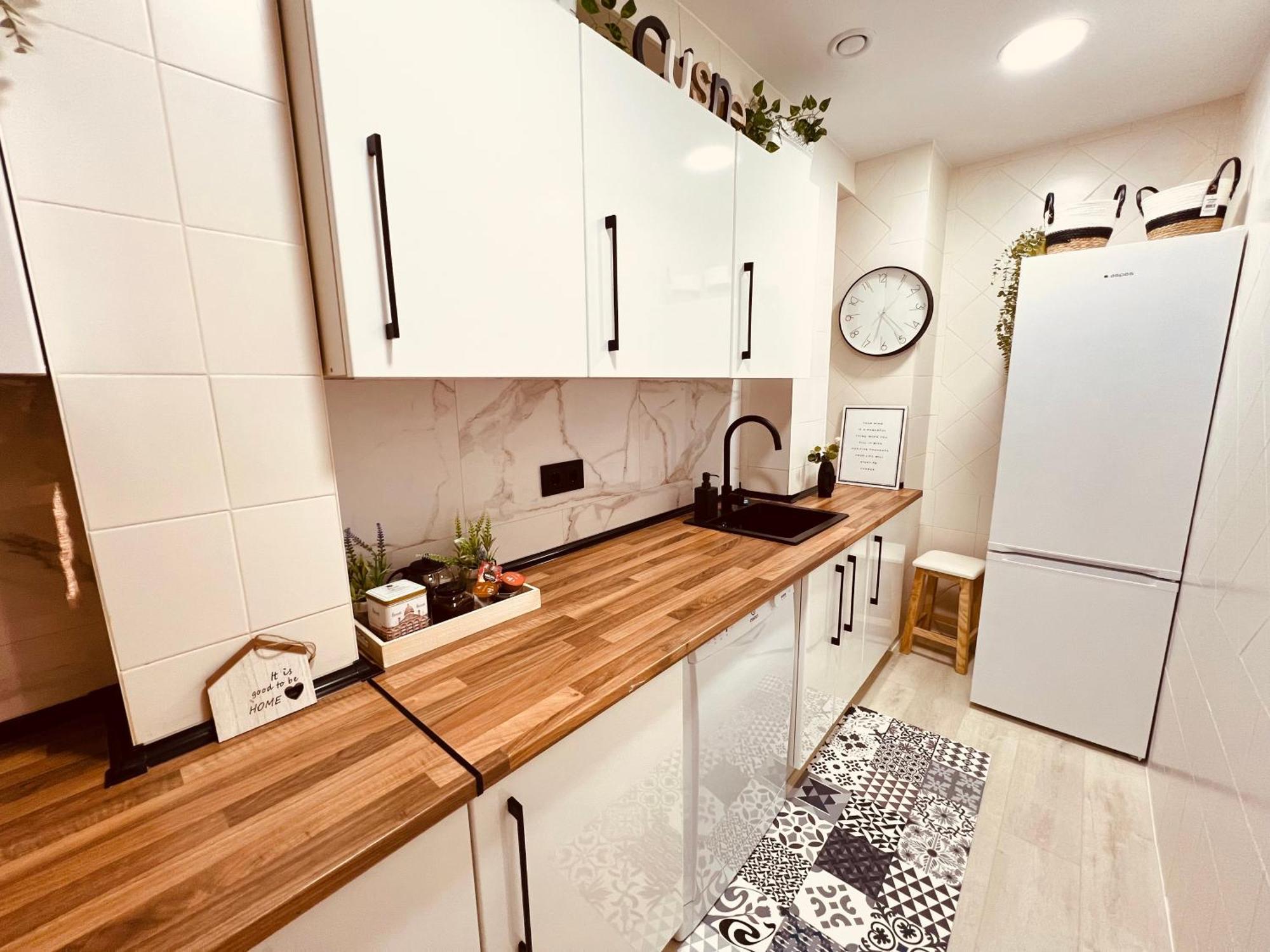 El Capricho De Claudia_ Apartamentos Burgos Catedral Kültér fotó